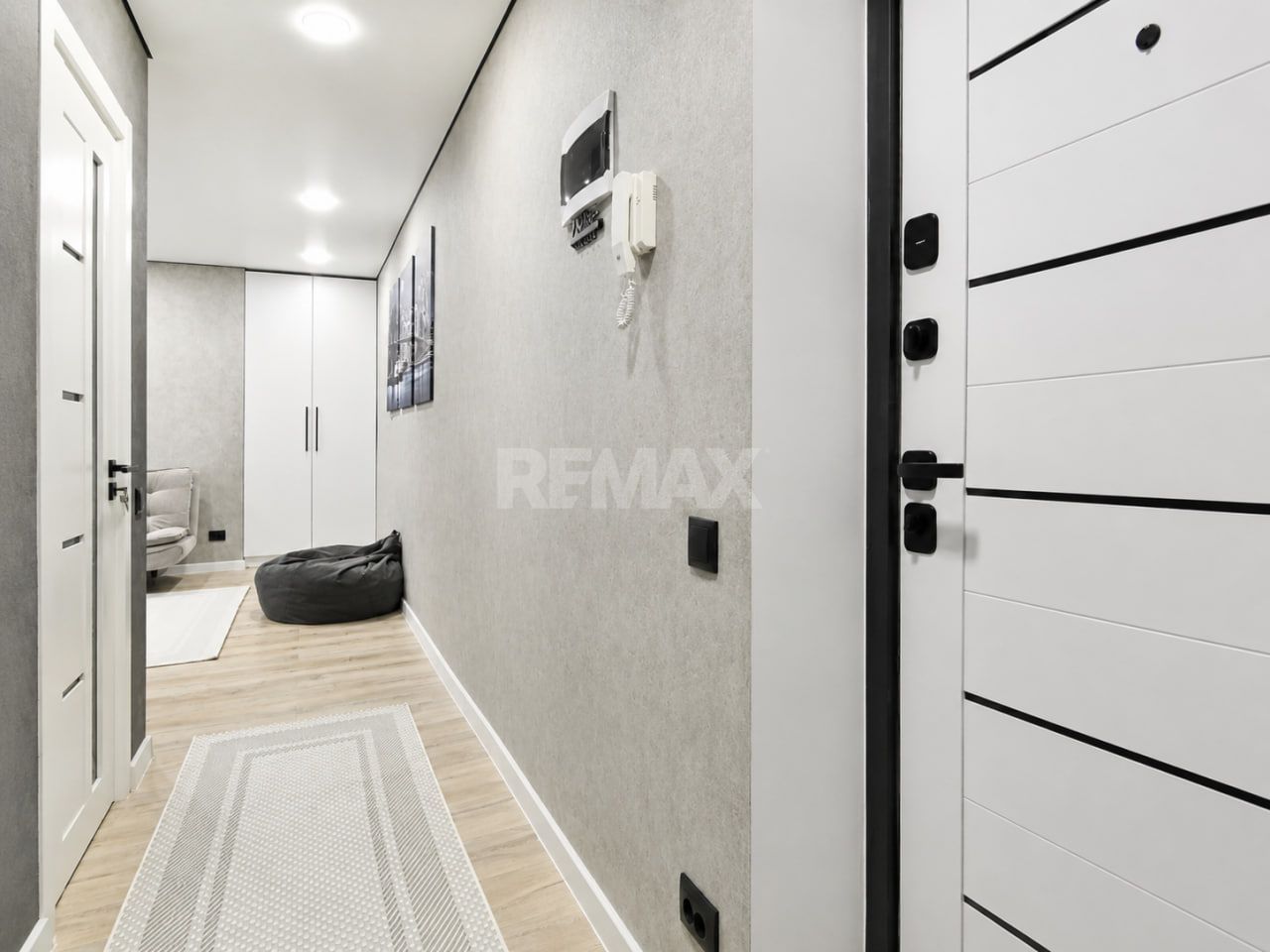 Exclusiv! 2 camere, Râșcani, Kiev 8/2 – etajul 2/5, reparație capitală nouă - imaginea 11