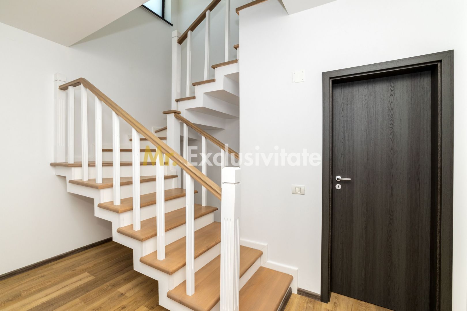 Duplex P+1 | 4 camere | 3 băi | Ansamblu rezidențial nou - imaginea 9