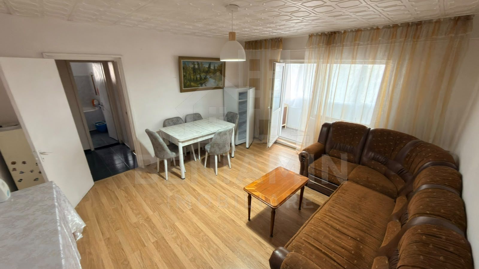 Apartament doua camere semidecomandat 55 mp in Brazda mobilat