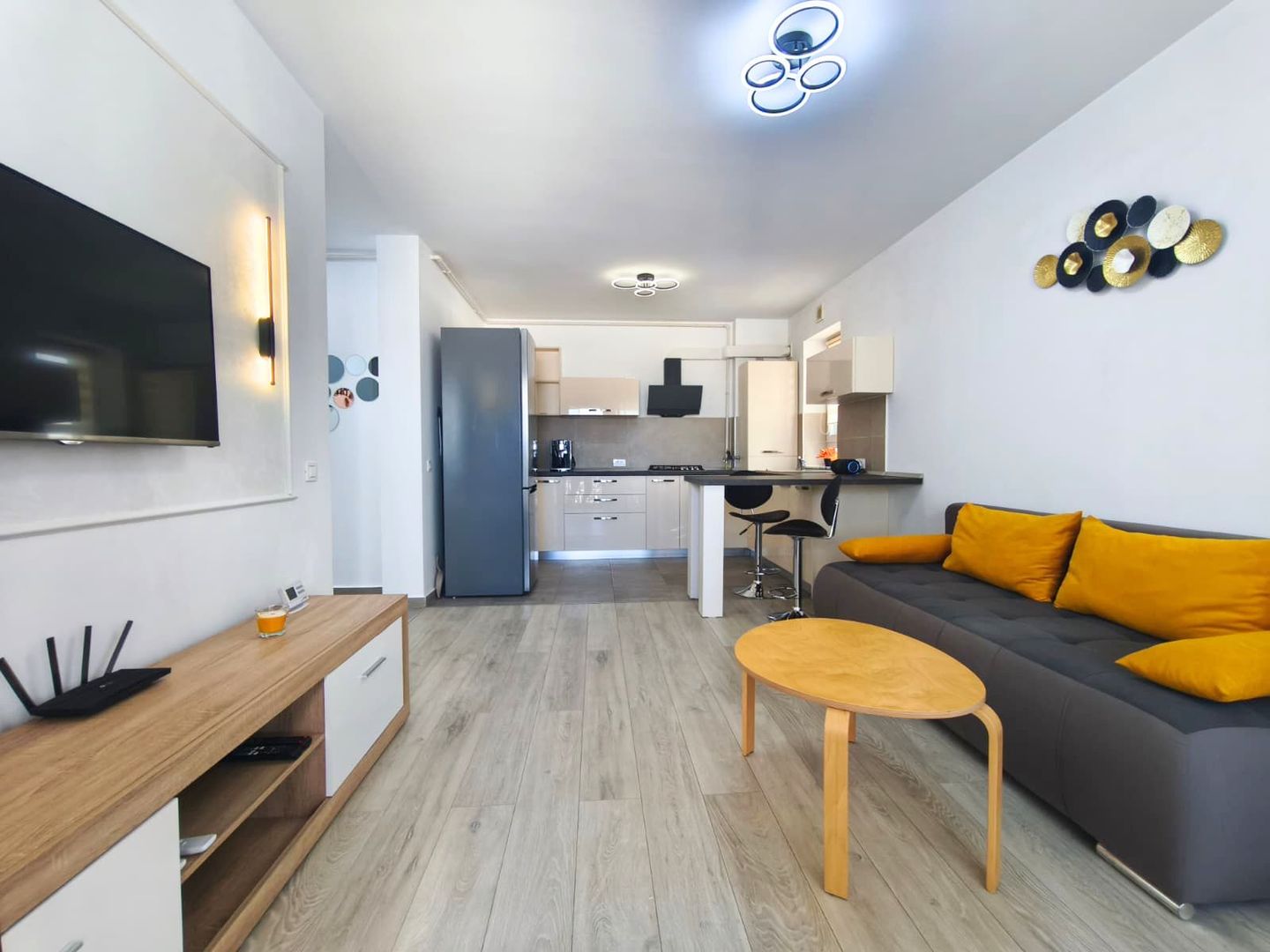 Studio Elegant în Kasper Coresi Balcon  Parcare  Boxă - imaginea 6