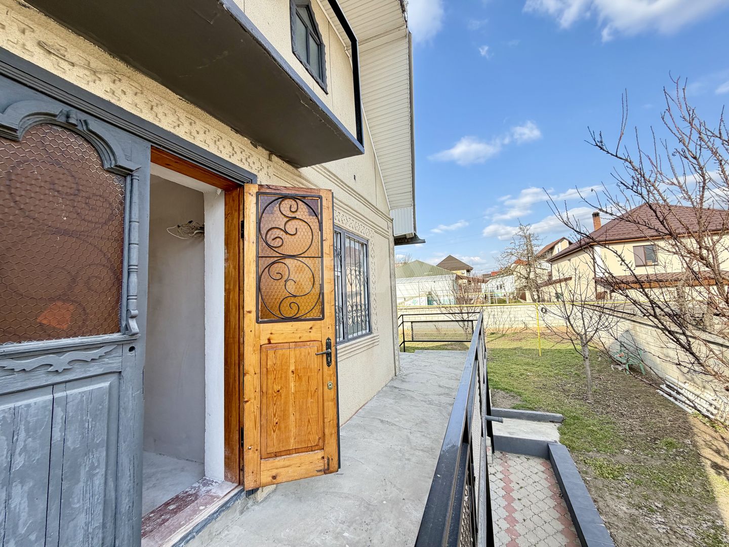 Casa în or.Ialoveni centru - imaginea 6
