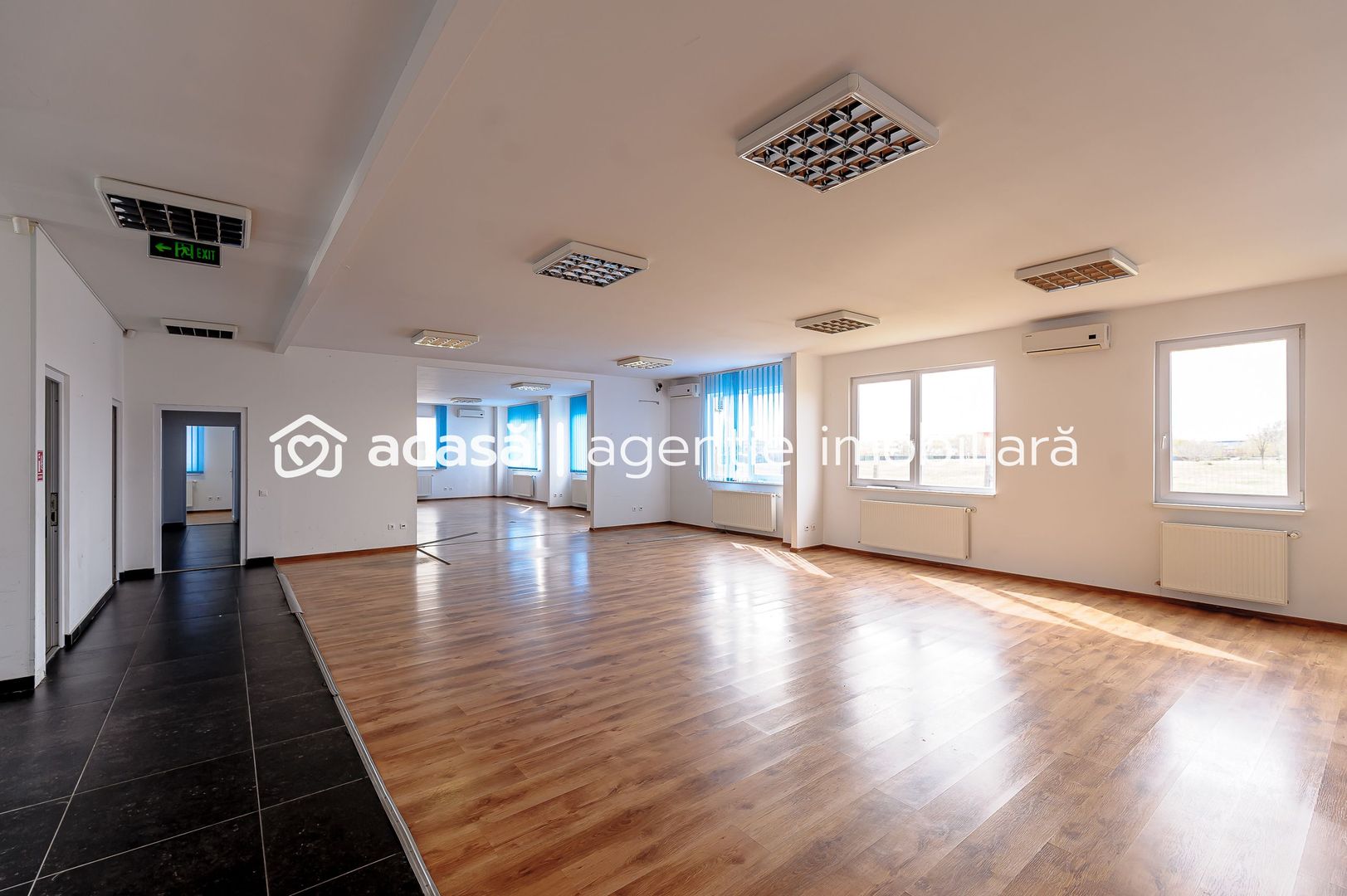 Imagine 2 - Clădire de birouri cu 12 parcări în incintă privată, UTA2, Arad