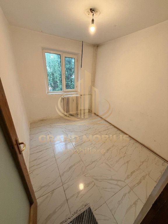 Apartament 3 camere | Etaj 3 | Confort 2 | Semi-decomandat | - imaginea 5