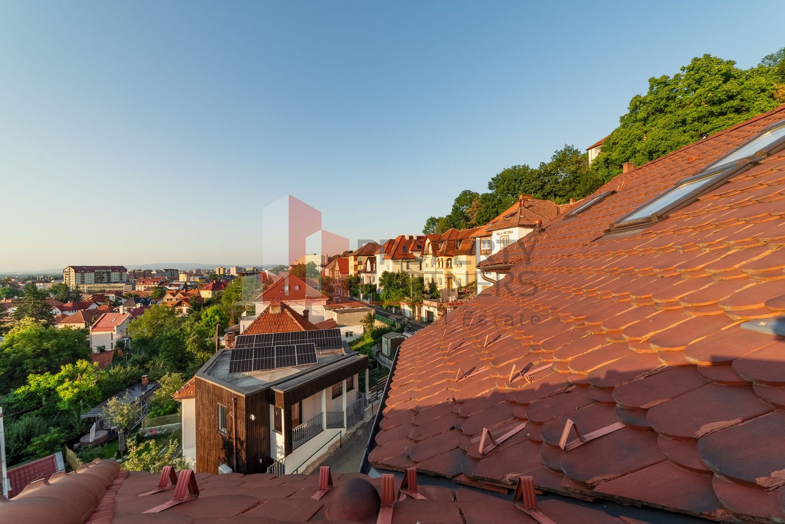 Vilă cu vedere panoramică – Central Brașov - imaginea 20