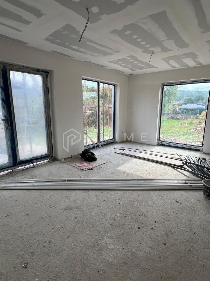 Casă nouă tip duplex izolat fonic în Livezeni - imaginea 5