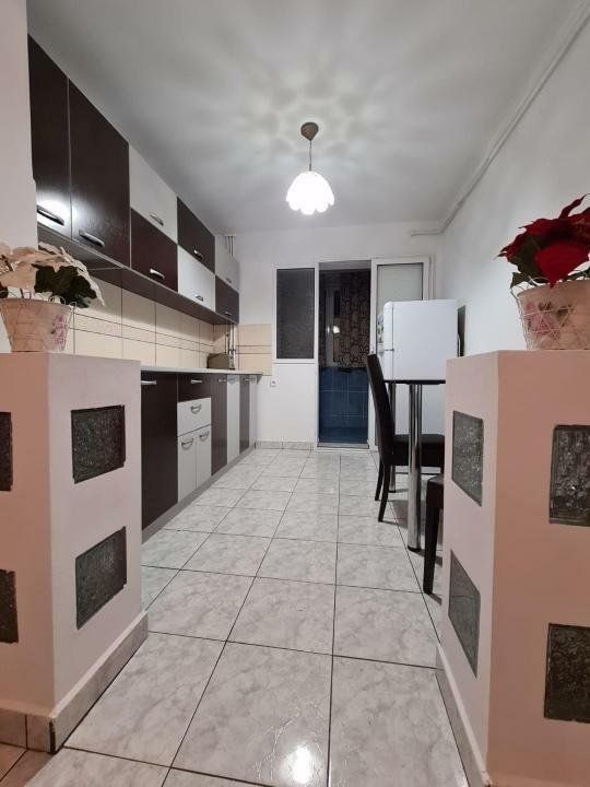 Apartament cu 3 camere S187