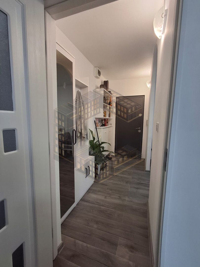 Apartament cu 2 camere , renovat , situat în zona Iosefin - imaginea 8