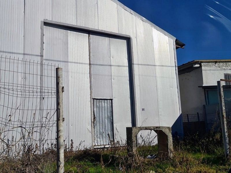 Sinesti -hala productie depozitare suprafata 1350 mp - imaginea 8