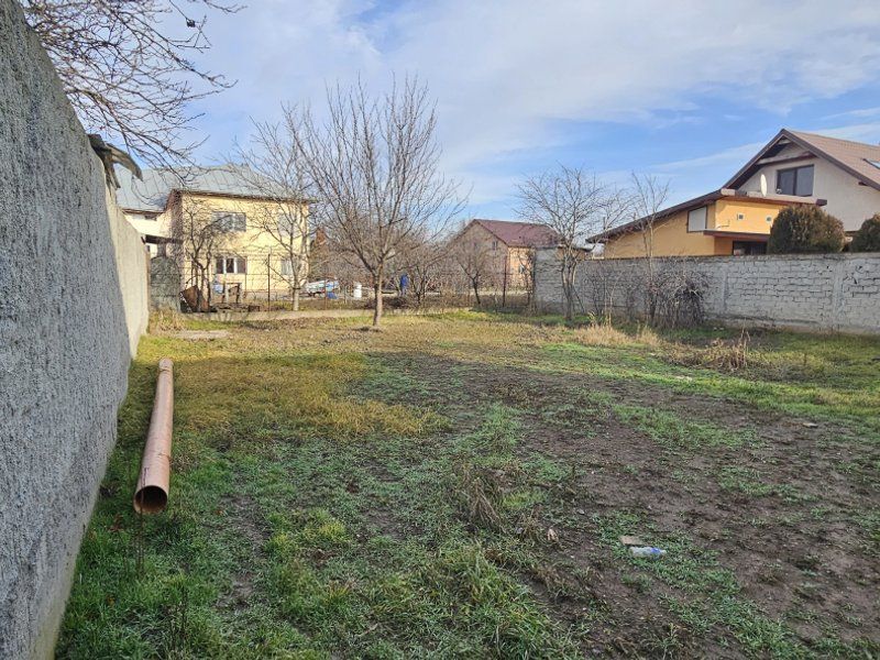 Glina teren intravilan 500 mp