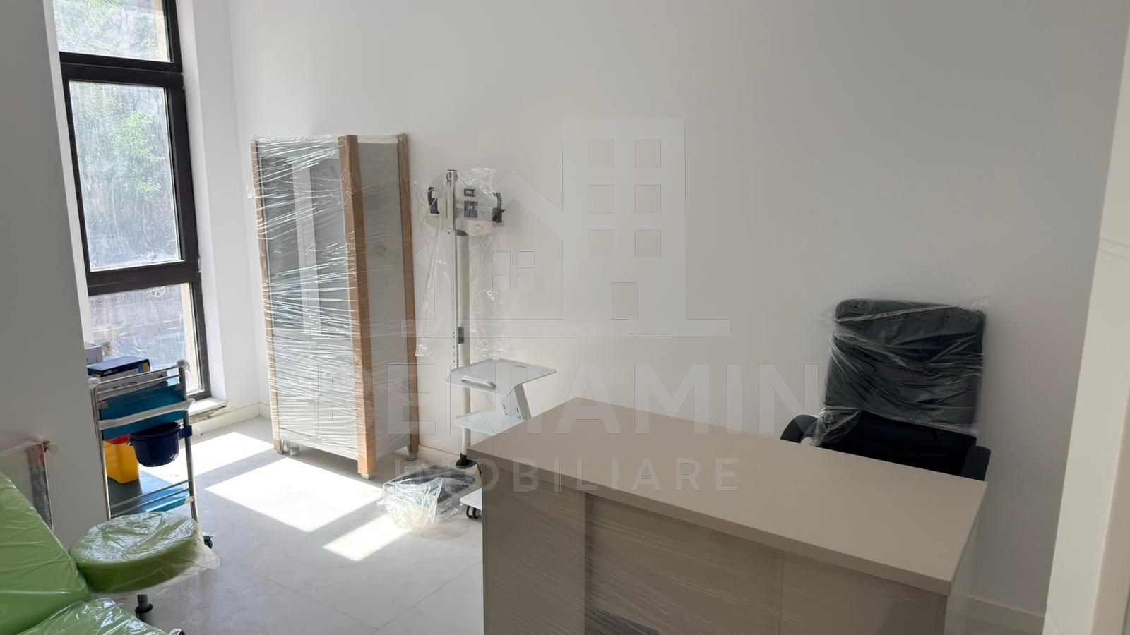 Spatiu 530mp-pentru-Policlinica-sau-Clinica-Medicala -Auchan Chimie - imaginea 4