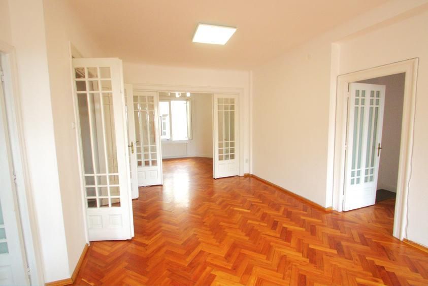 Inchiriere apartament de 4 camere