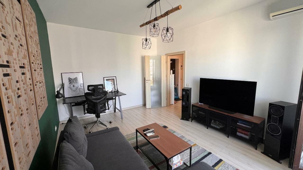 De Vanzare! Apartament 2 camere, decomandat!  Lujerului