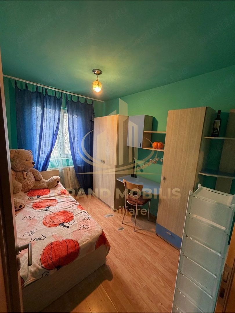Apartament 3 camere, 50 mp utili + balcon 4 mp, etaj 3, Calea Șagului - imaginea 3
