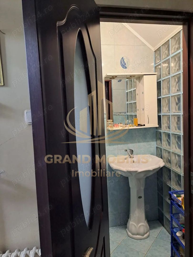 Apartament cu 4 camere|Complex studentesc|2 bai|112 mp utili - imaginea 5