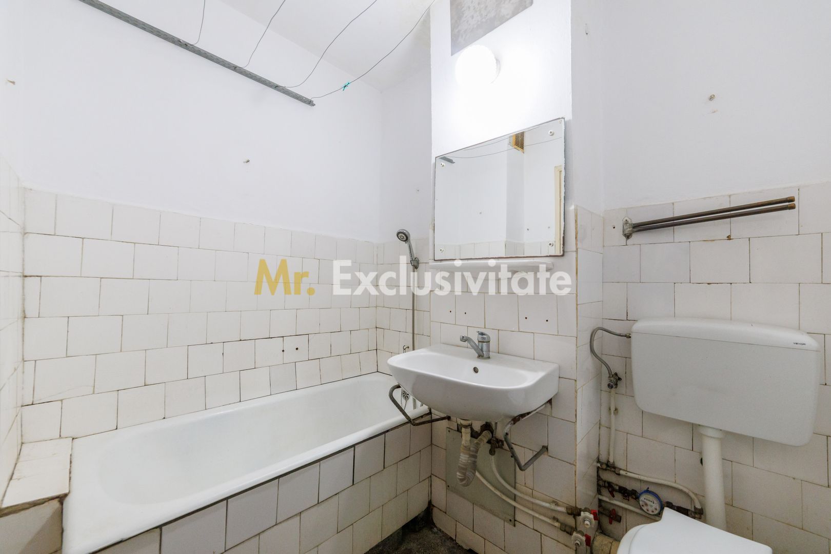 2 camere decomandate, Banat – etaj 2, centrală proprie, zonă excelentă - imaginea 9