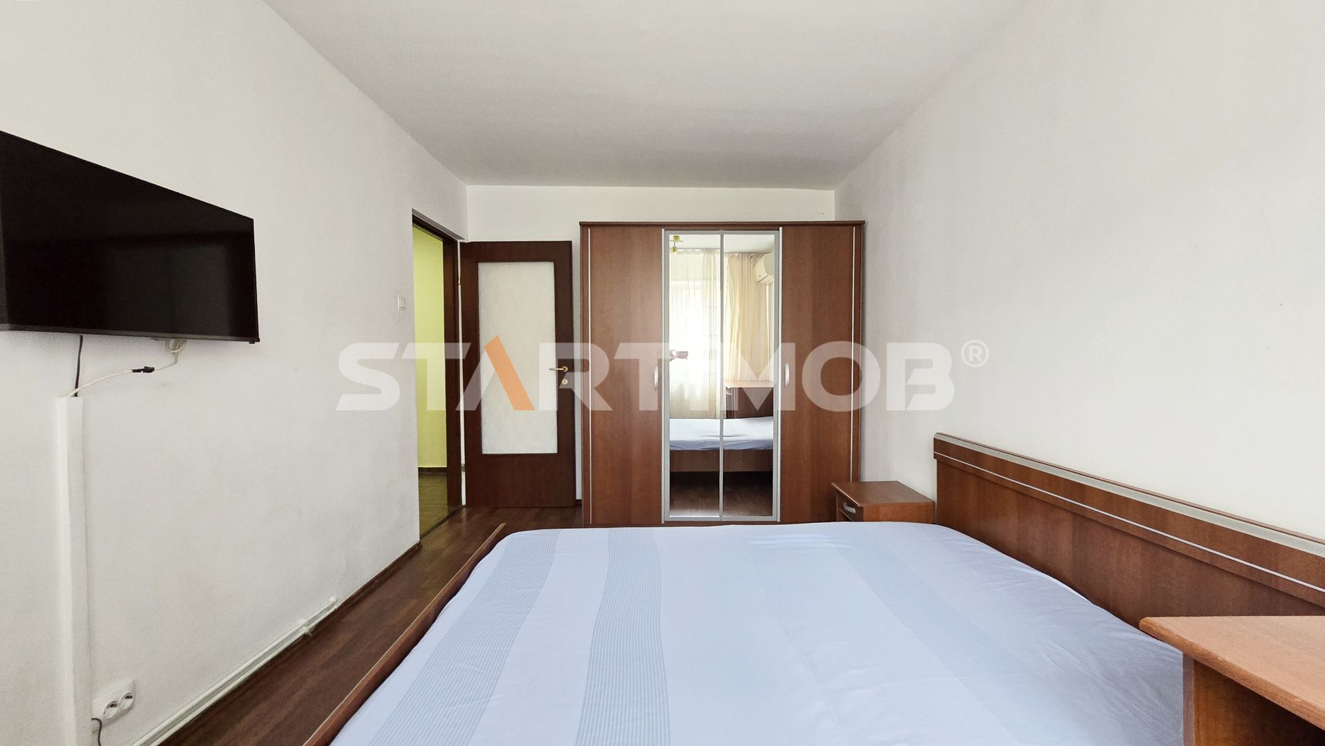 Apartament 2 camere cu parcare