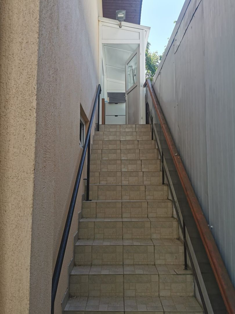 Vand casa P+1 in zona Aparatorii Patriei la 5 minute de metrou - imaginea 15