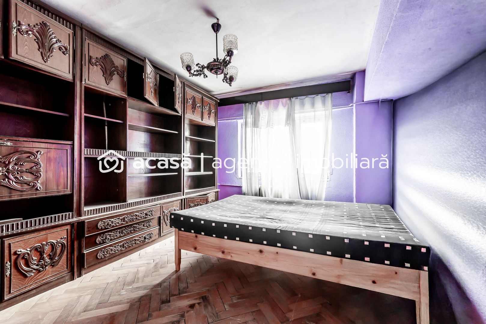Imagine 3 - Apartament spatios in centrul orasului Chisineu Cris