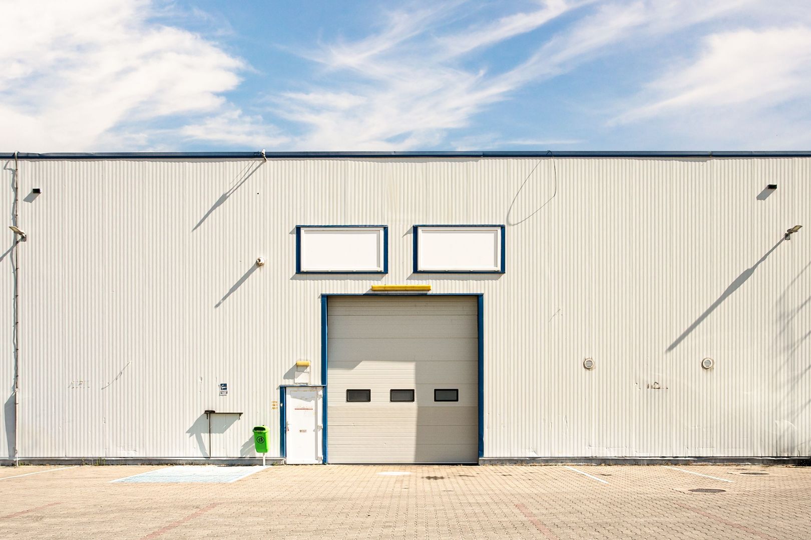 Imagine 2 - Hală industrială 727 mp Arad