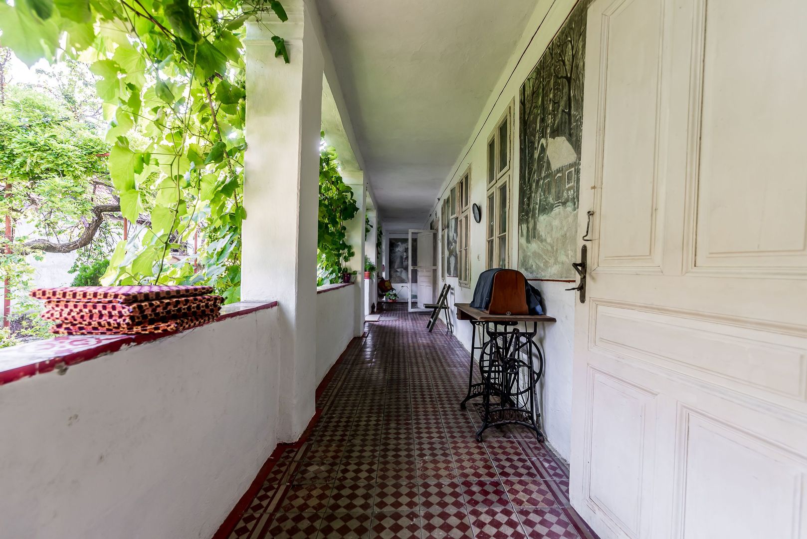 Imagine 9 - 🏡 Casă nemțească autentică în Frumușeni – Fântânele, la 20 km de Arad