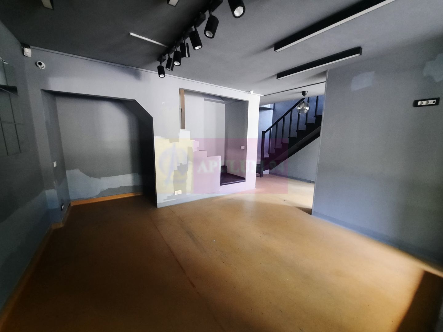 Inchiriere spatiu comercial inzona Decebal