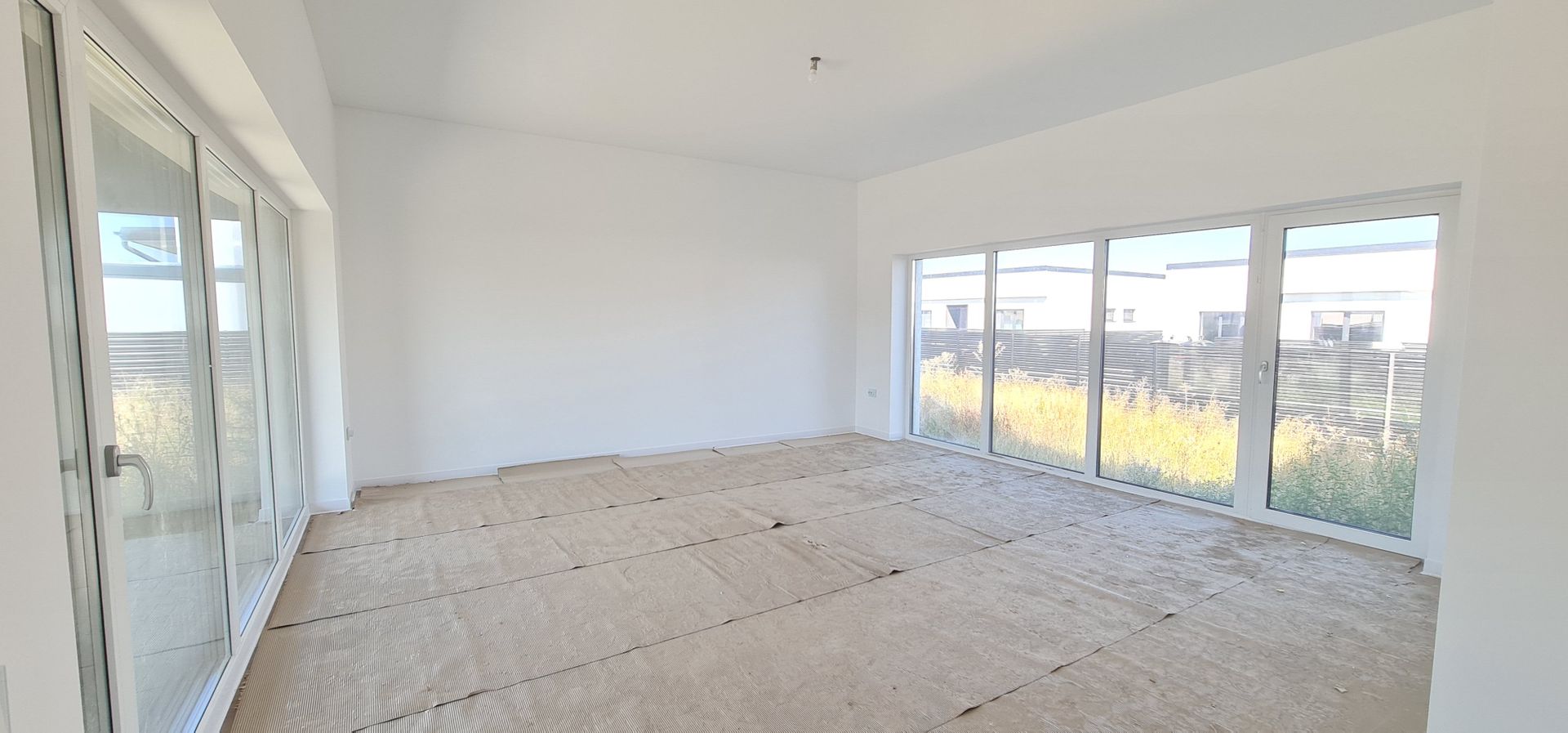 Casa individuala 4 camere finalizata intabulata Cartier Izvor Tarlungeni Brasov - imaginea 6
