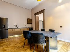 Apartament ULTRACENTRAL cu 3 camere, la cheie, renovat recent