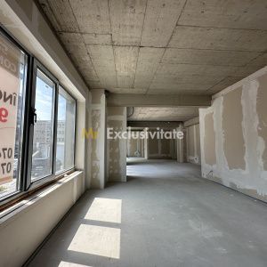 Spațiu comercial ultracentral - prima inchiriere - imaginea 6