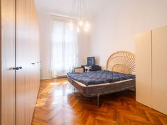 Închiriere apartament ultracentral cu parcare privată | 97 mp,