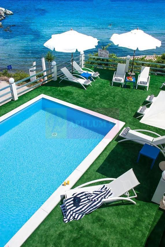 Hotel de vanzare, insula Aegina, Grecia,  prima linie la marea Egee