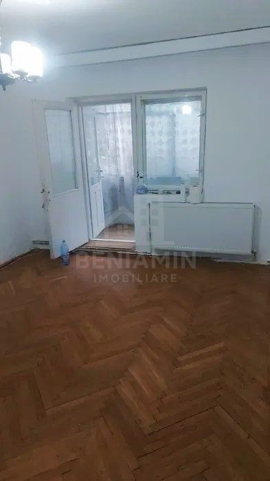 2 Camere Decomandate La Parter 56mp Centrala Termica in  Zona Astra
