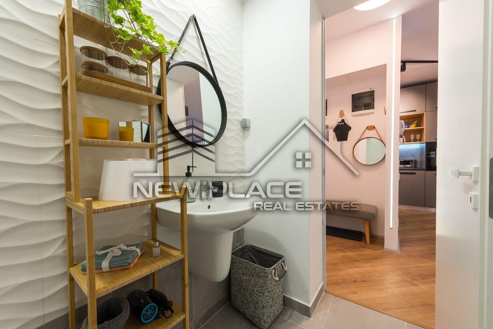[VIDEO] 4City North | Apt exclusivist | Vedere curtea interioara | Lux - imaginea 13