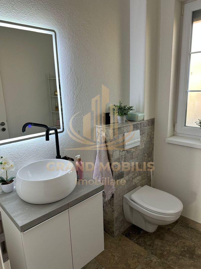 Casa in stil mediteranean, ultrafinisată 5 camere, 3 bai + curte. - imaginea 26