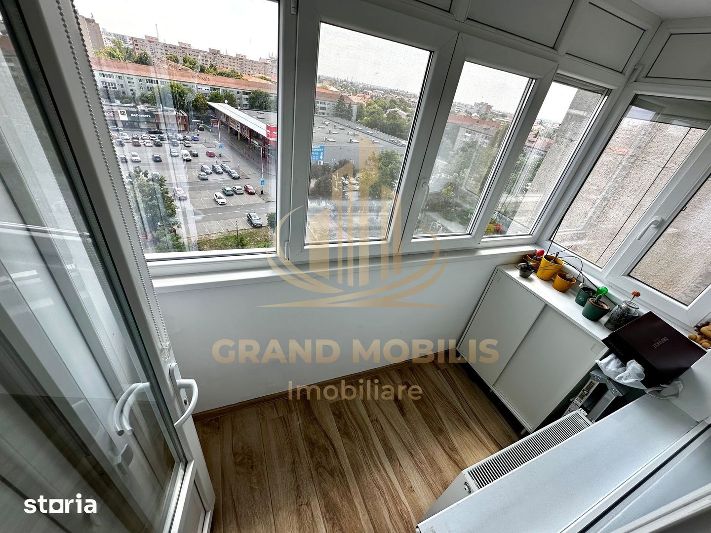 Apartament cu 4 camere si 2 bai | 84 mp | decomandat | zonă centrală - imaginea 10