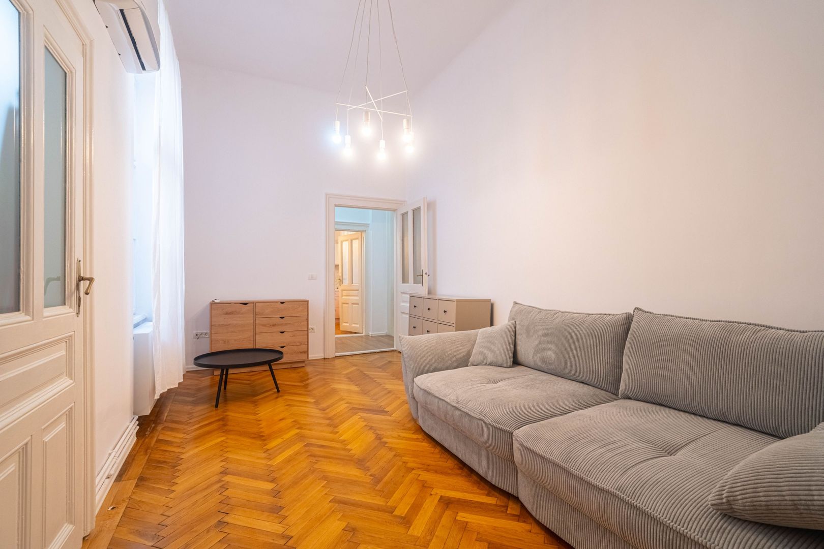 Imagine 7 - Închiriere apartament ultracentral cu parcare privată | 97 mp,