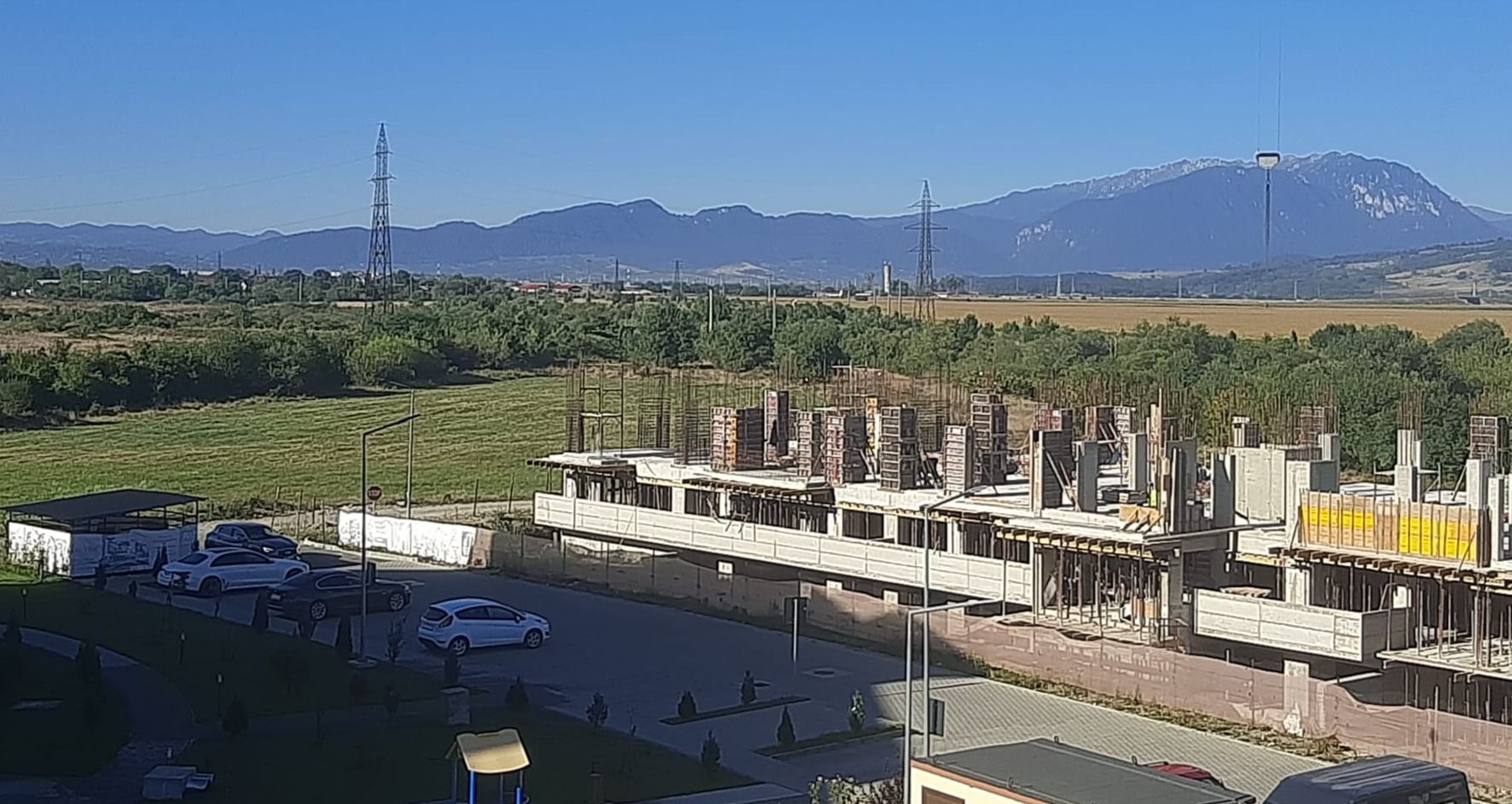 Apartament cu 3 camere situat la etajul 3 zona rezidentiala Rasnov - imaginea 12