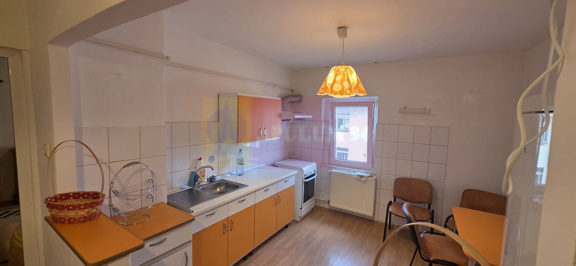 Apartamanet 2 camere de vanzare in Campina