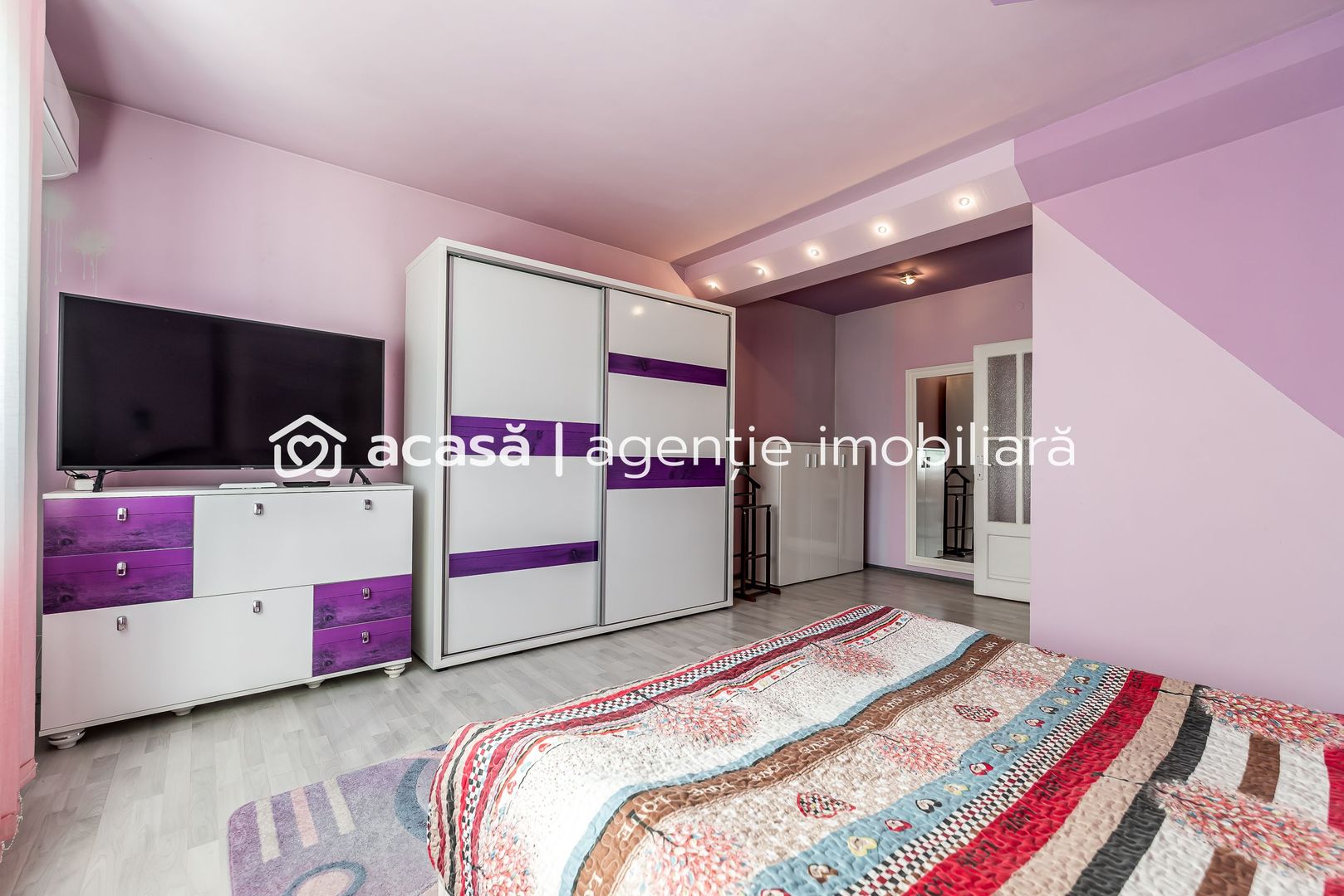 Imagine 5 - Casă spațioasă în mijlocul orasului, Str. Constantin Brâncuși