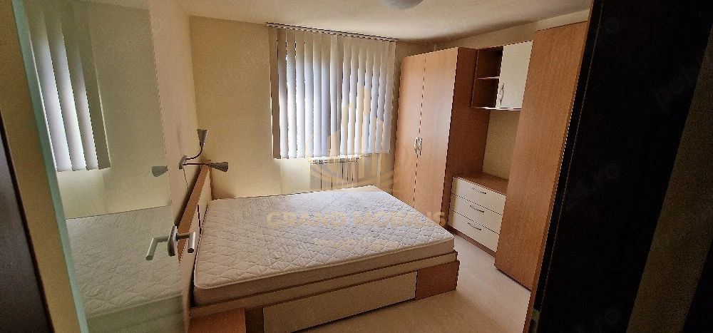 Apartament 3 camere Medicina - imaginea 3