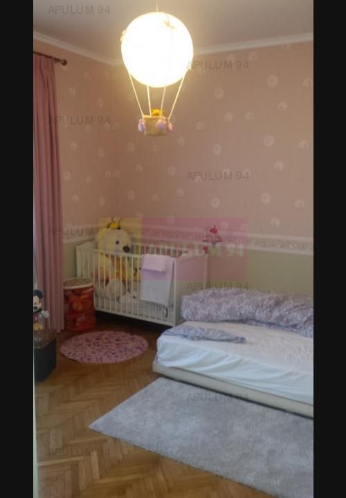 Vanzare vila Drumul Sarii.