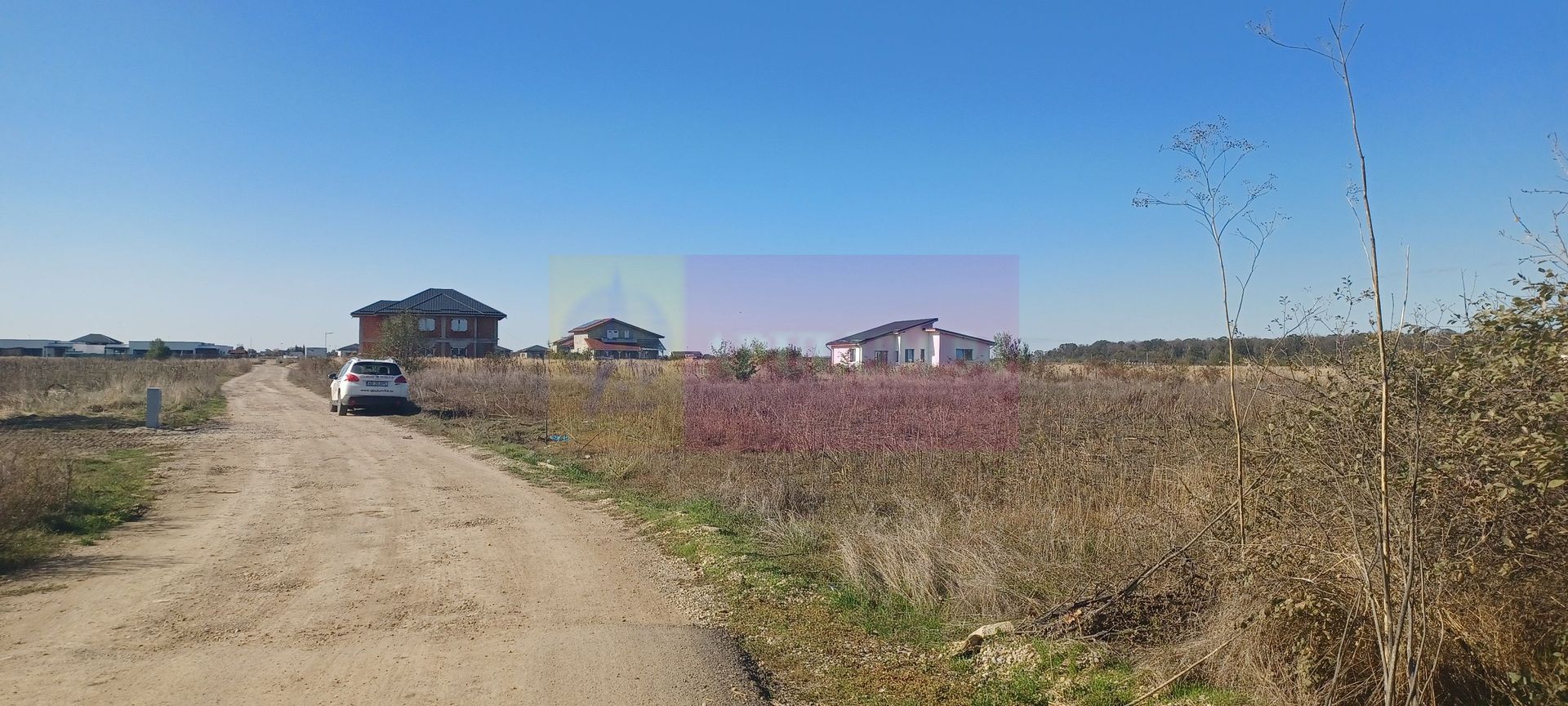 Săbăreni, teren rezidential 6290 mp, cu 52m FS, utilitati in apropiere