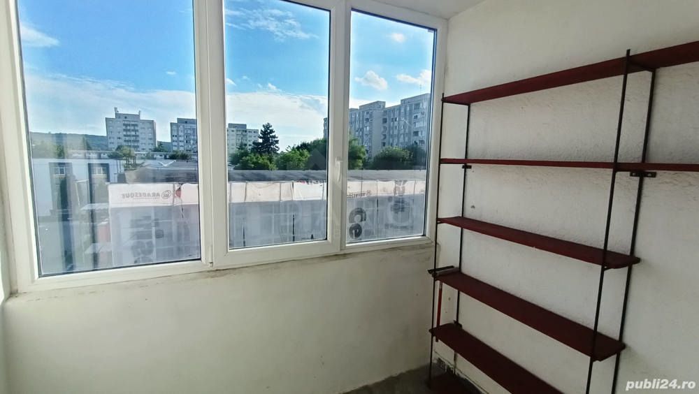Vând apartament 4 camere in Dâmb - imaginea 6