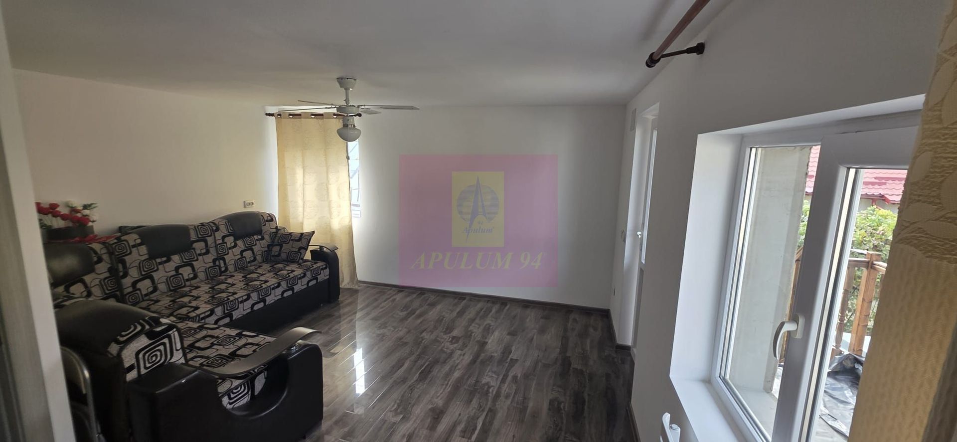 Casa cu 3 camere de vanzare in Campina - imaginea 10