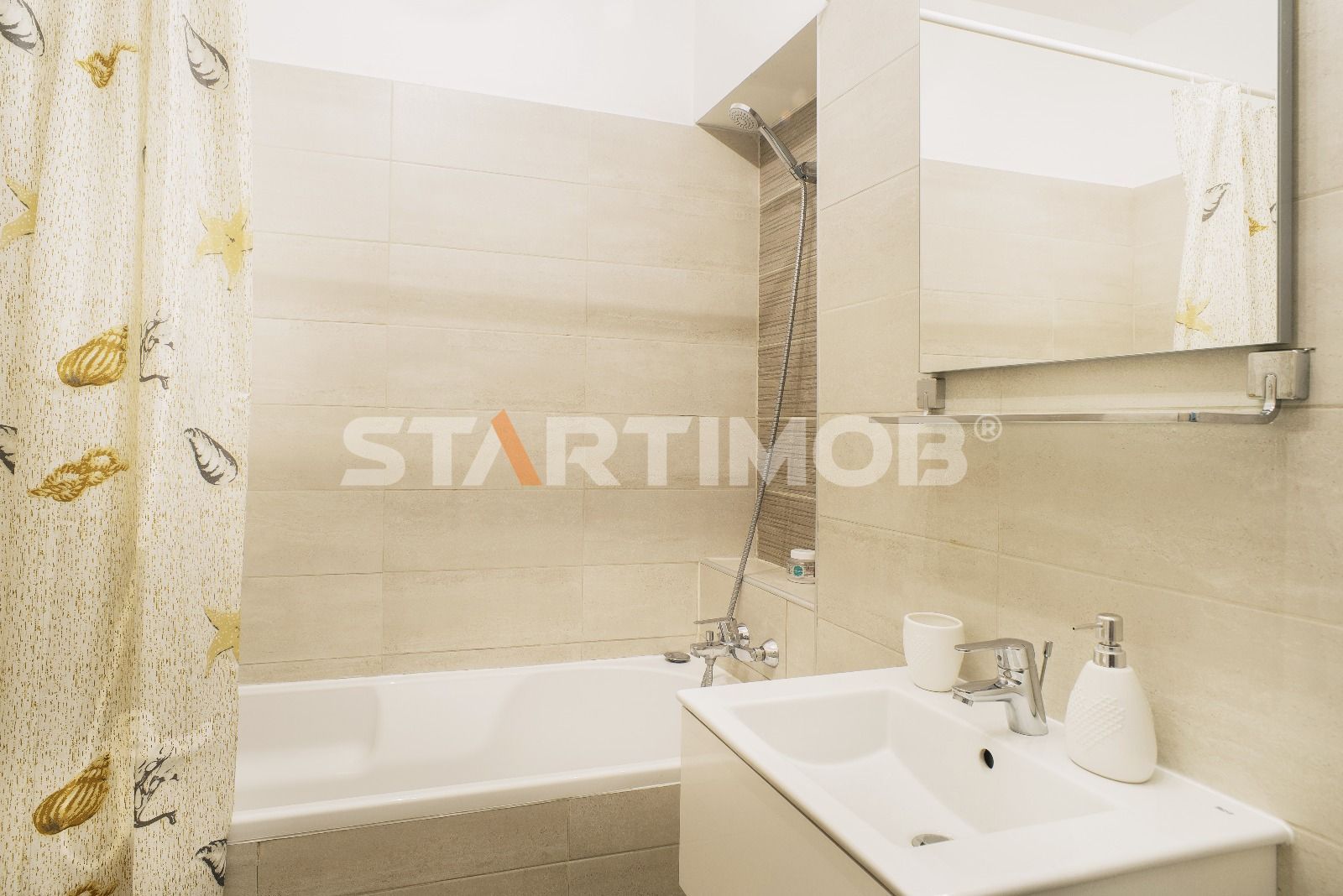 Apartament mobilat House Residence cu parcare