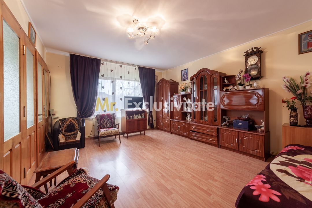 Casa spațioasa  cu 5 camere -  Pitesti - Argeș - 0% Comision! - imaginea 3