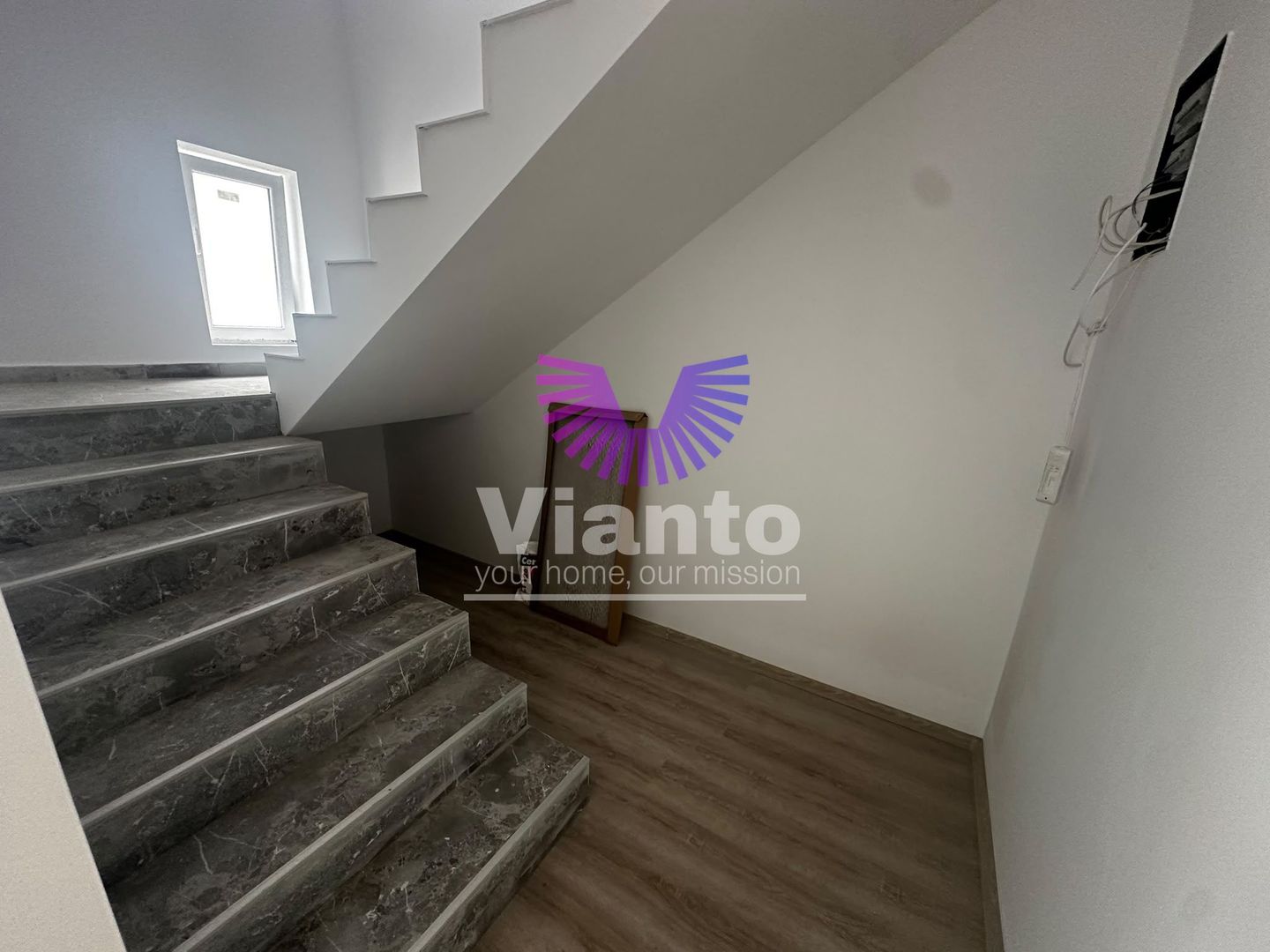 Duplex 5 camere -150mpu, curte 250mp - Cisnadie