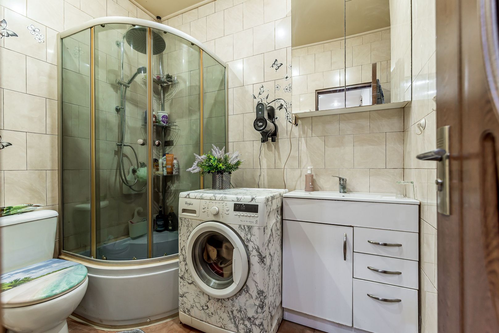 Imagine 6 - Apartament în centru cu acces auto și garaj propriu