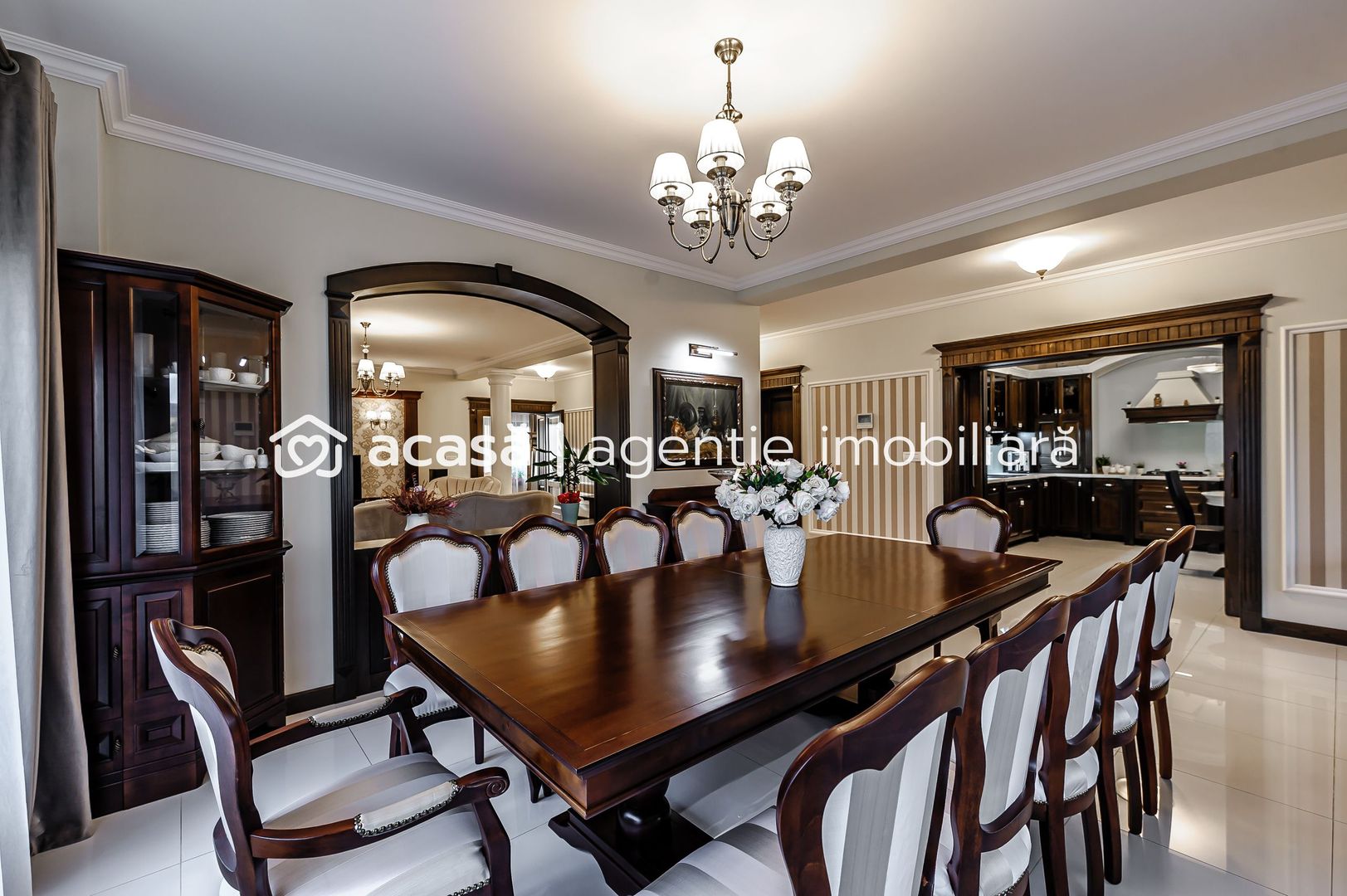Imagine 7 - PRET NOU!!!   Vilă de Lux în Grădiște