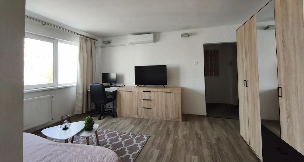 Apartament cu 2 camere, etaj 3 chiar în Complexul Studențesc - imaginea 2