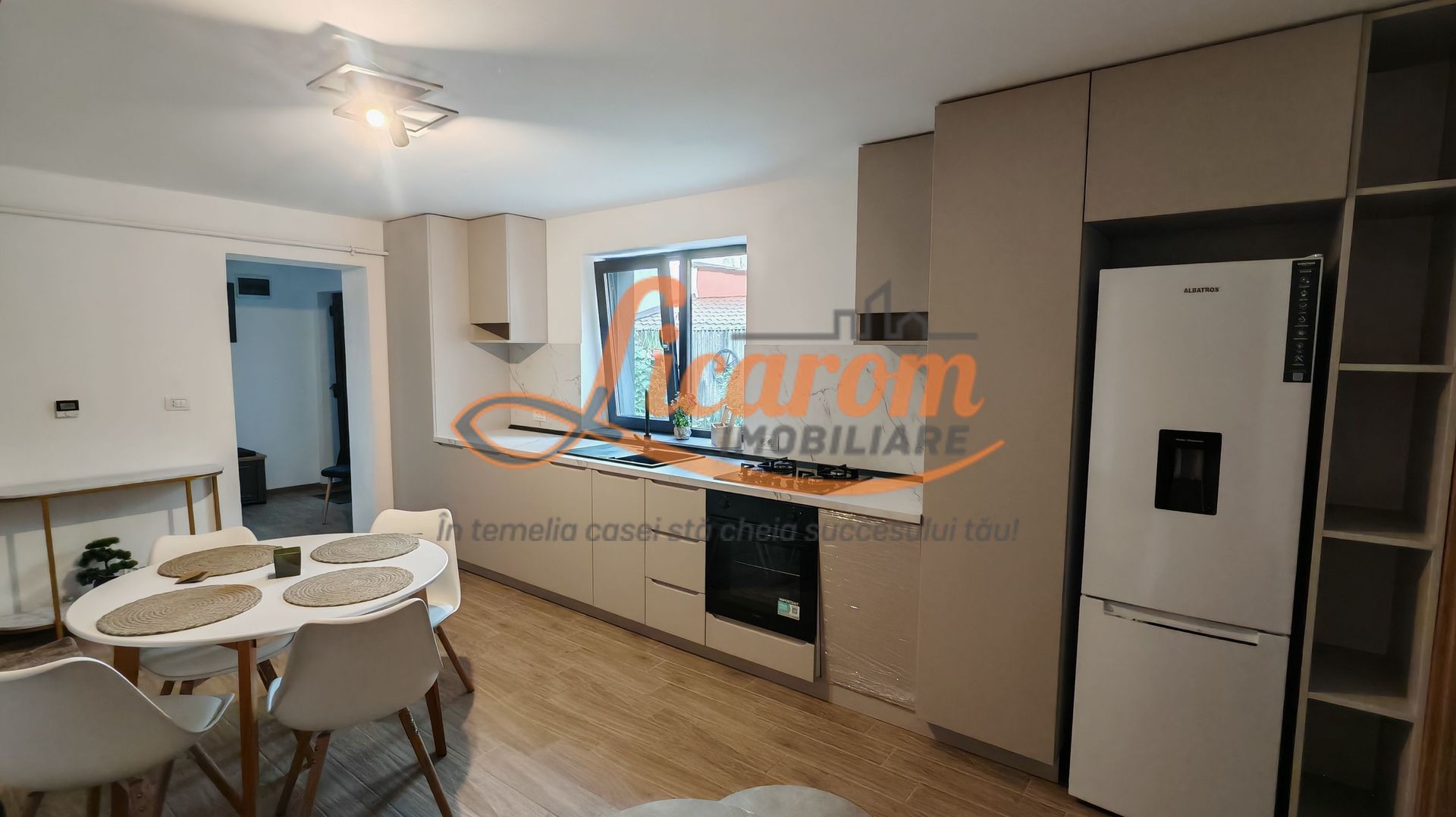 Apartament tip Casa 4 camere strada Carpatilor,totul nou. - imaginea 10